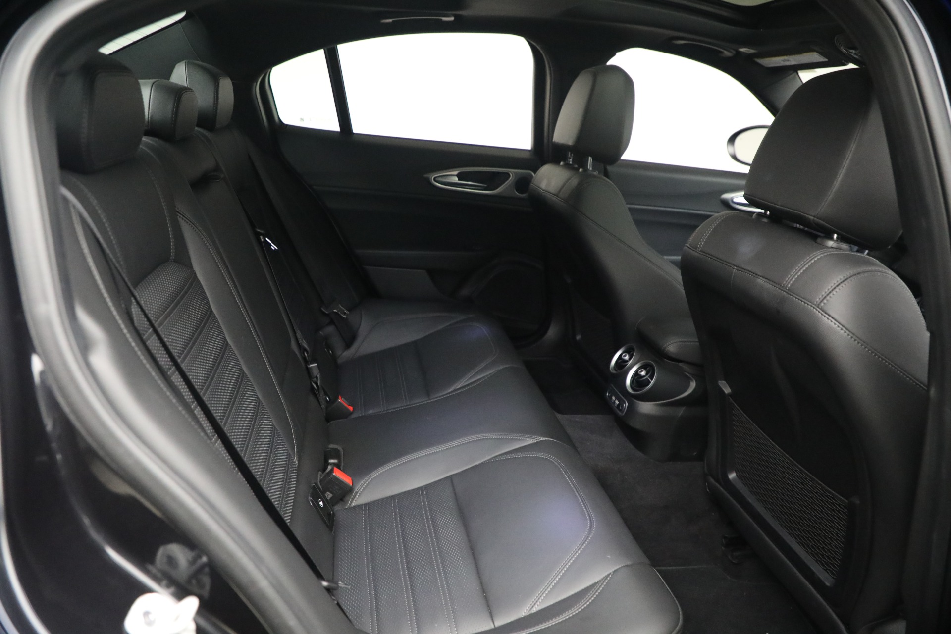 Used-2024-Alfa-Romeo-Giulia-Veloce