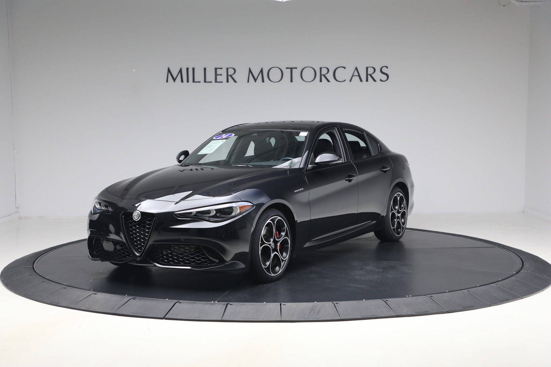 Used-2024-Alfa-Romeo-Giulia-Veloce