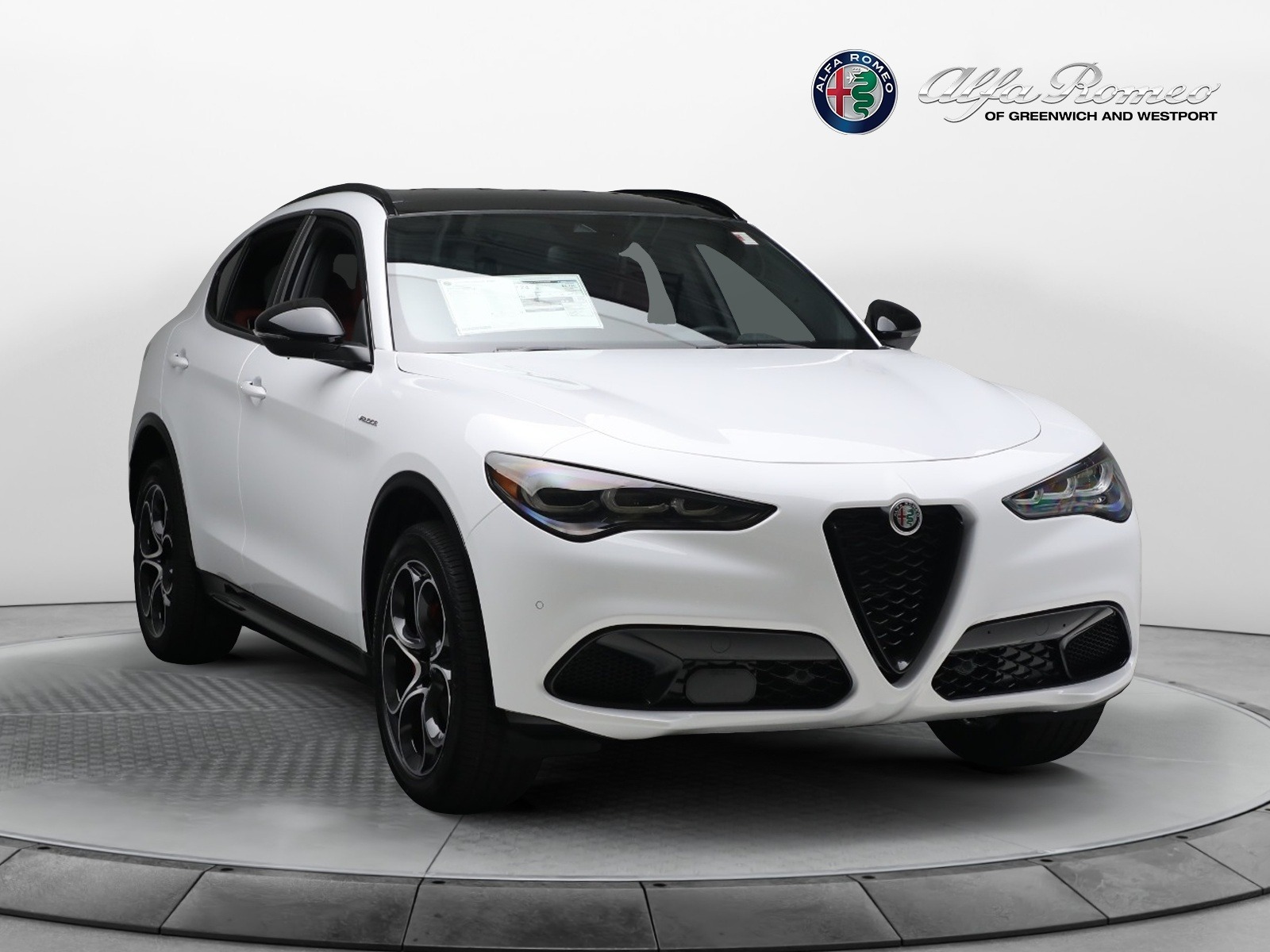 New-2024-Alfa-Romeo-Stelvio-Veloce