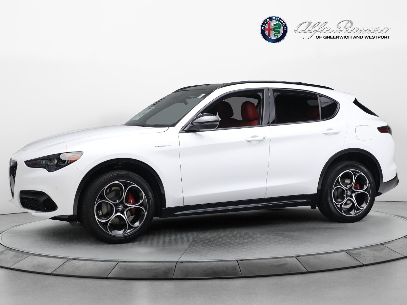 New-2024-Alfa-Romeo-Stelvio-Veloce