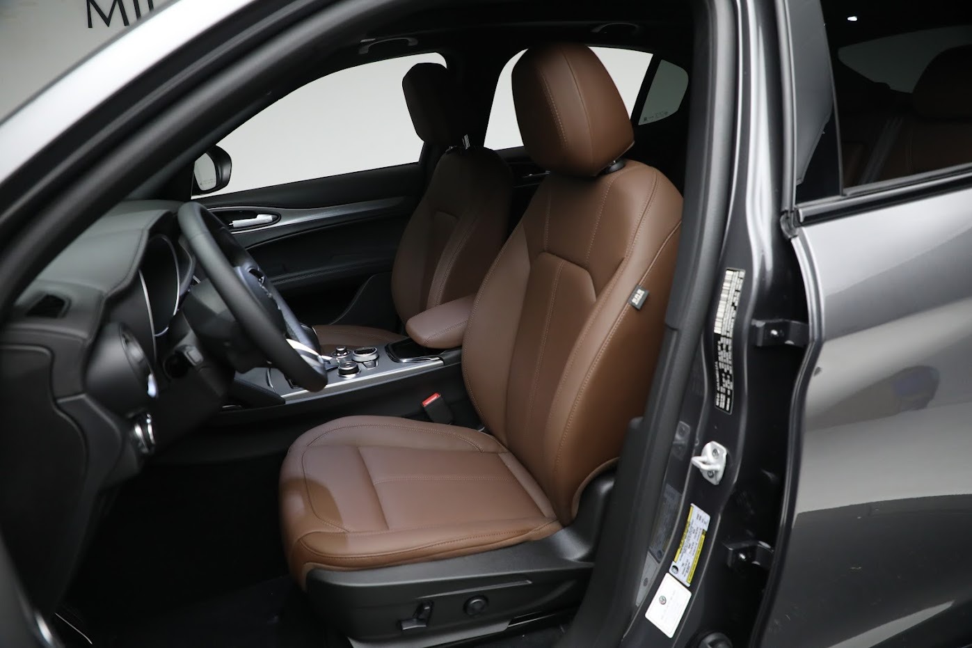 New-2024-Alfa-Romeo-Stelvio-Ti