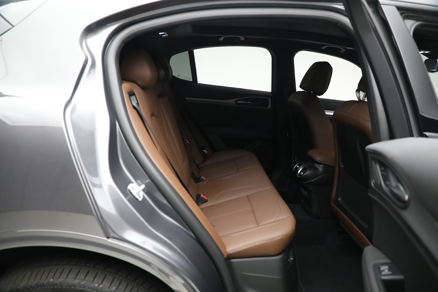 New-2024-Alfa-Romeo-Stelvio-Ti