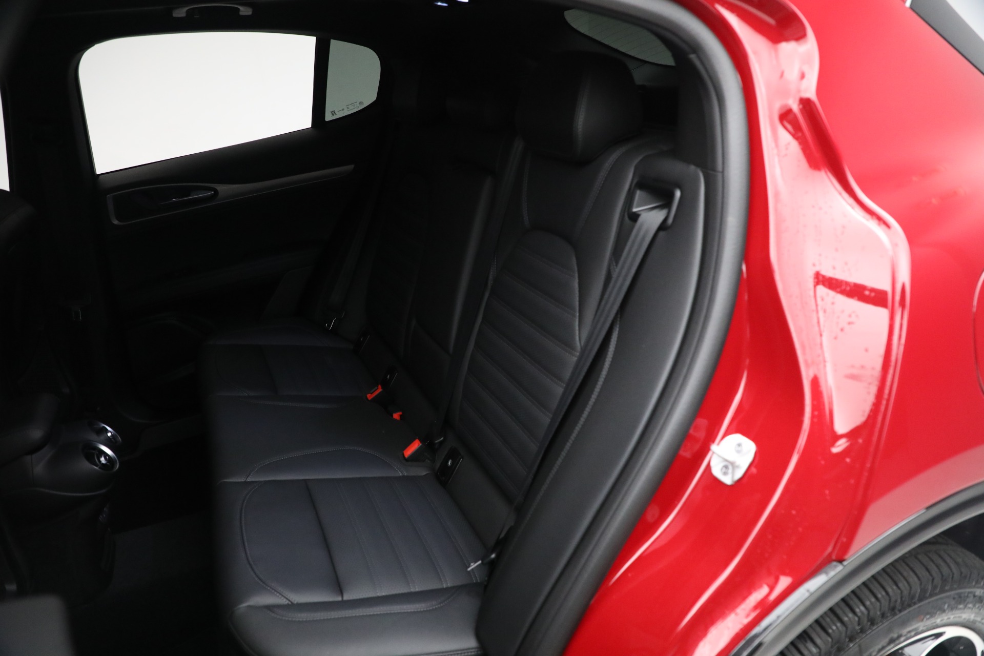 New-2024-Alfa-Romeo-Stelvio-Veloce