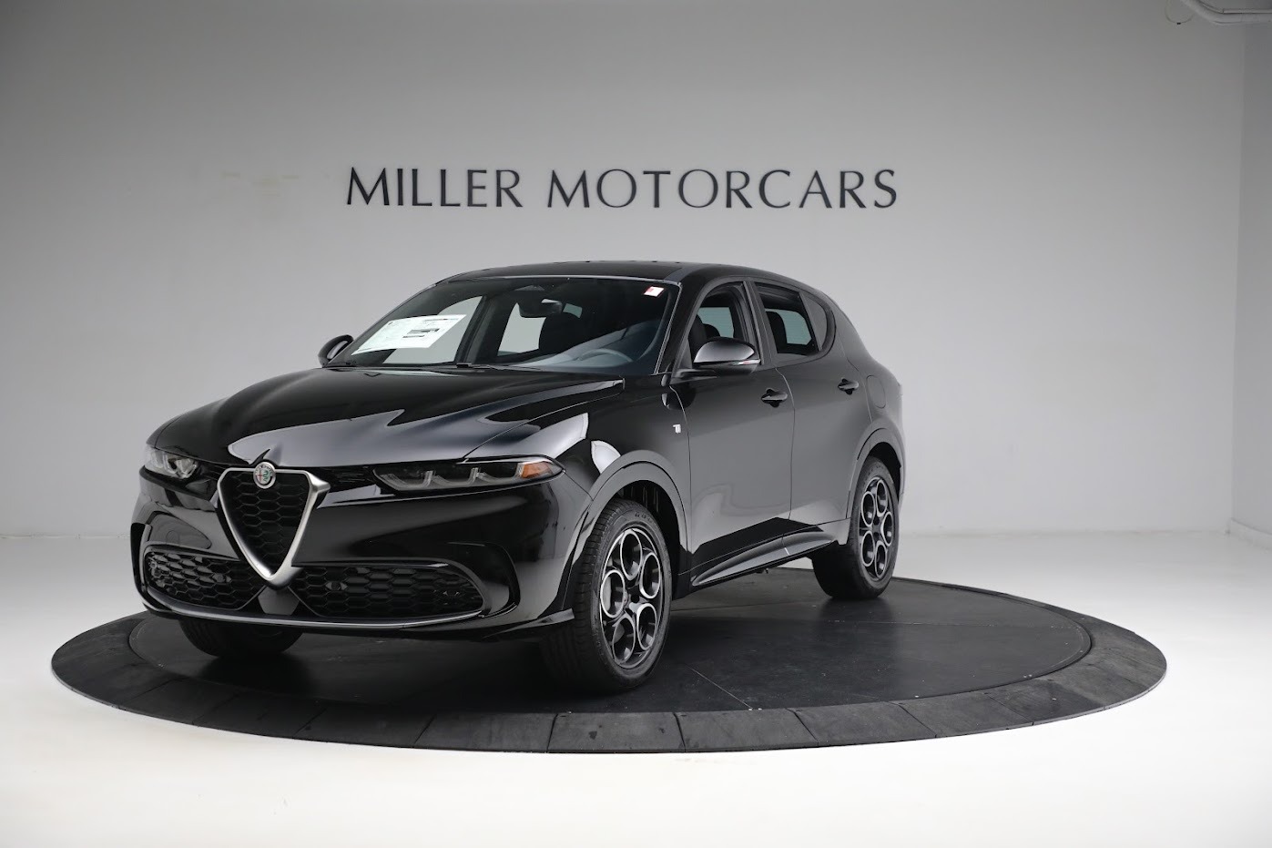 New-2024-Alfa-Romeo-Tonale-Ti