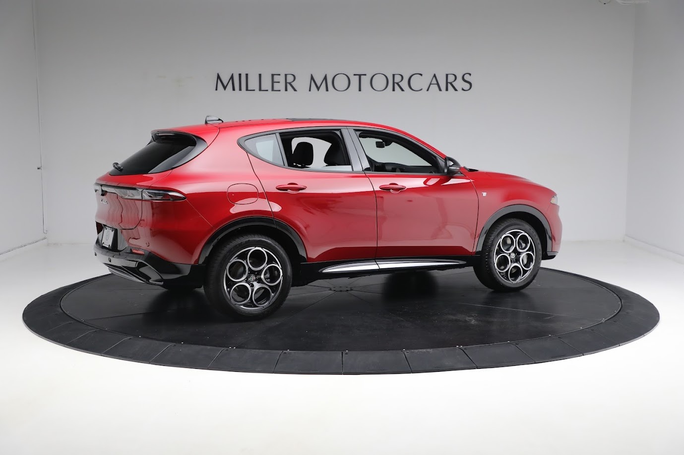 New-2024-Alfa-Romeo-Tonale-Ti