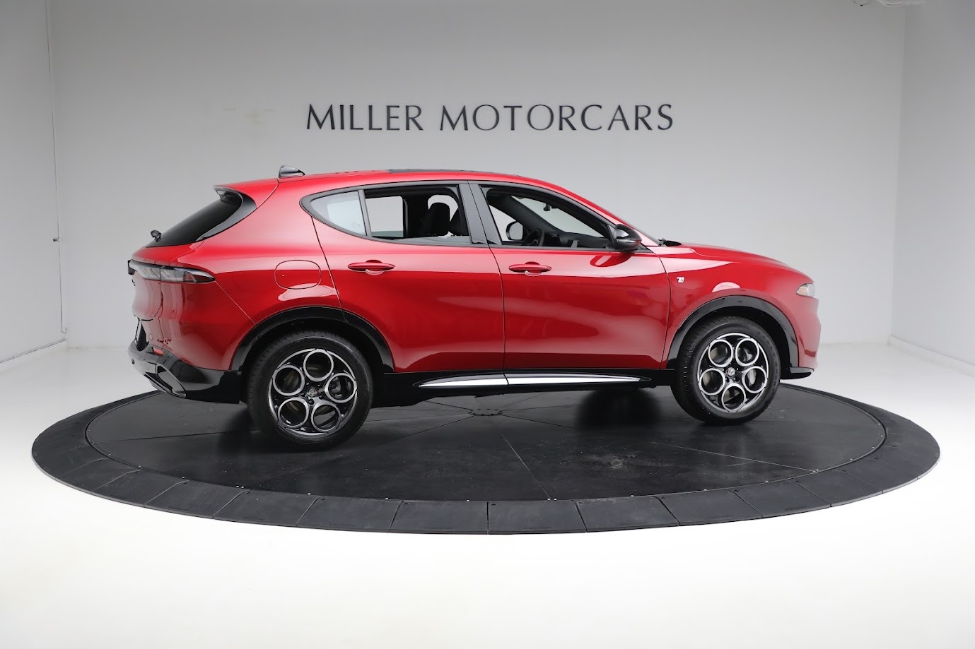 New-2024-Alfa-Romeo-Tonale-Ti