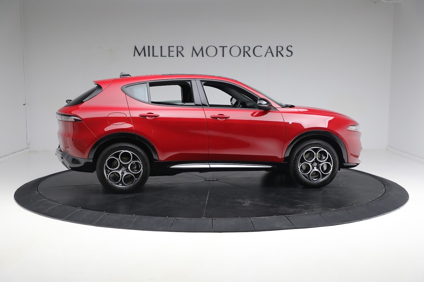 New-2024-Alfa-Romeo-Tonale-Ti