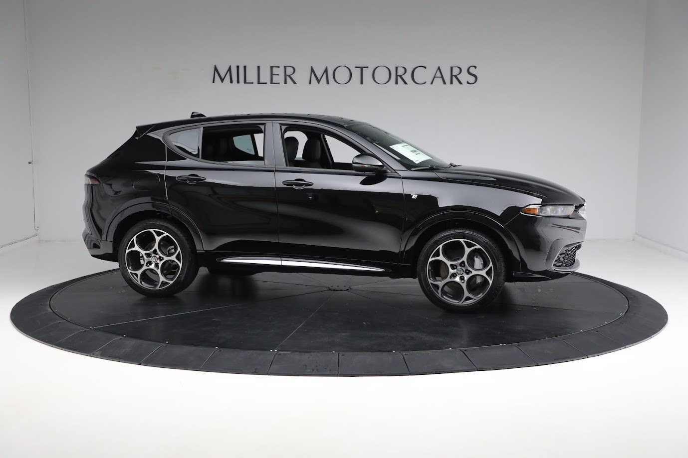 Used-2024-Alfa-Romeo-Tonale-Ti