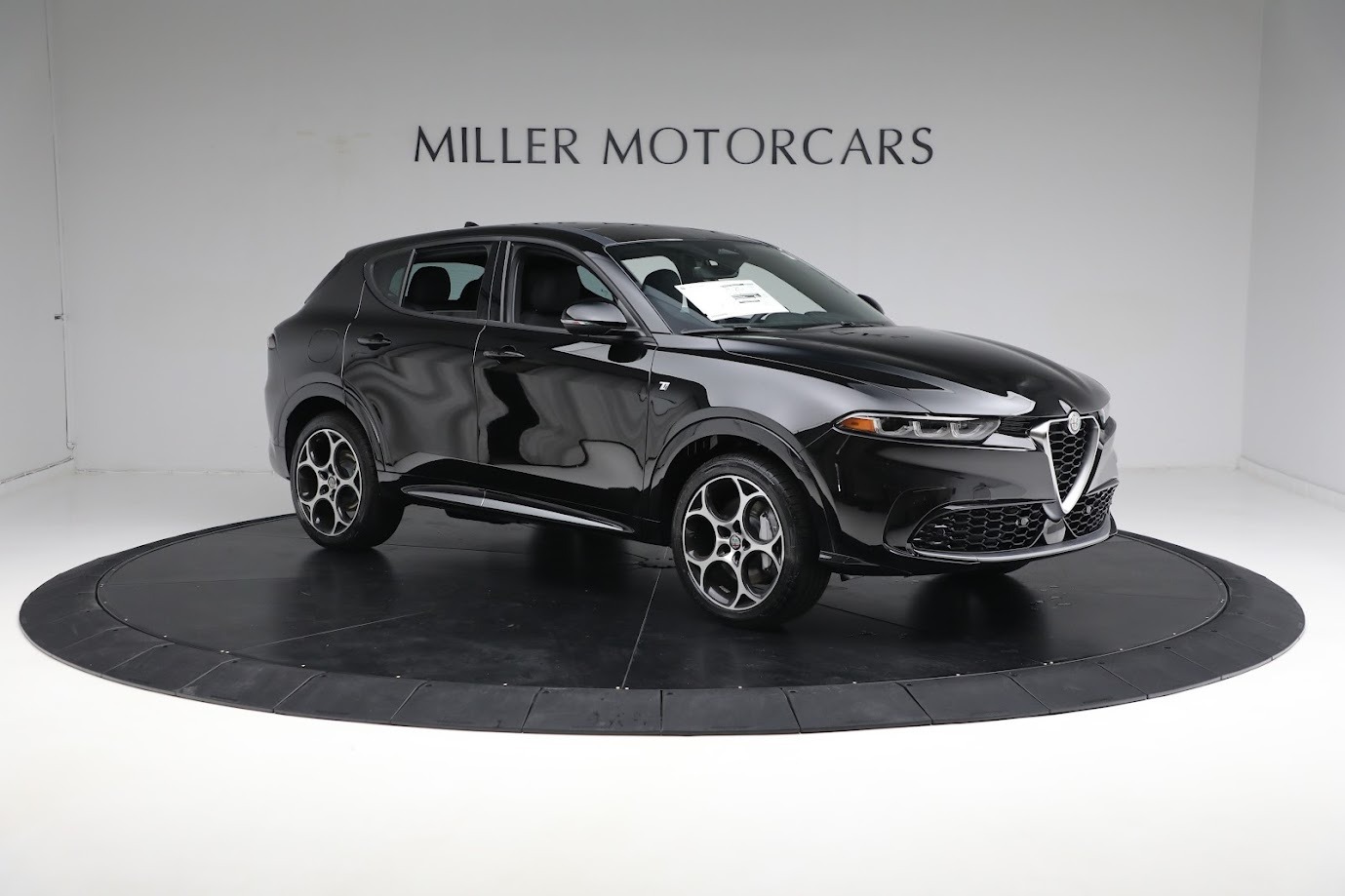 Used-2024-Alfa-Romeo-Tonale-Ti