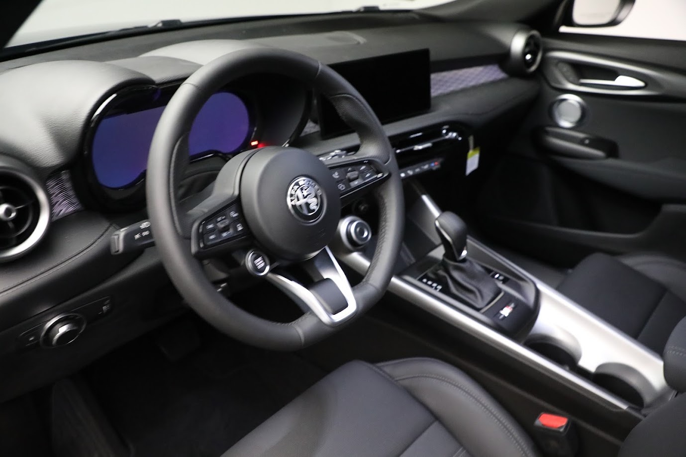 Used-2024-Alfa-Romeo-Tonale-Ti