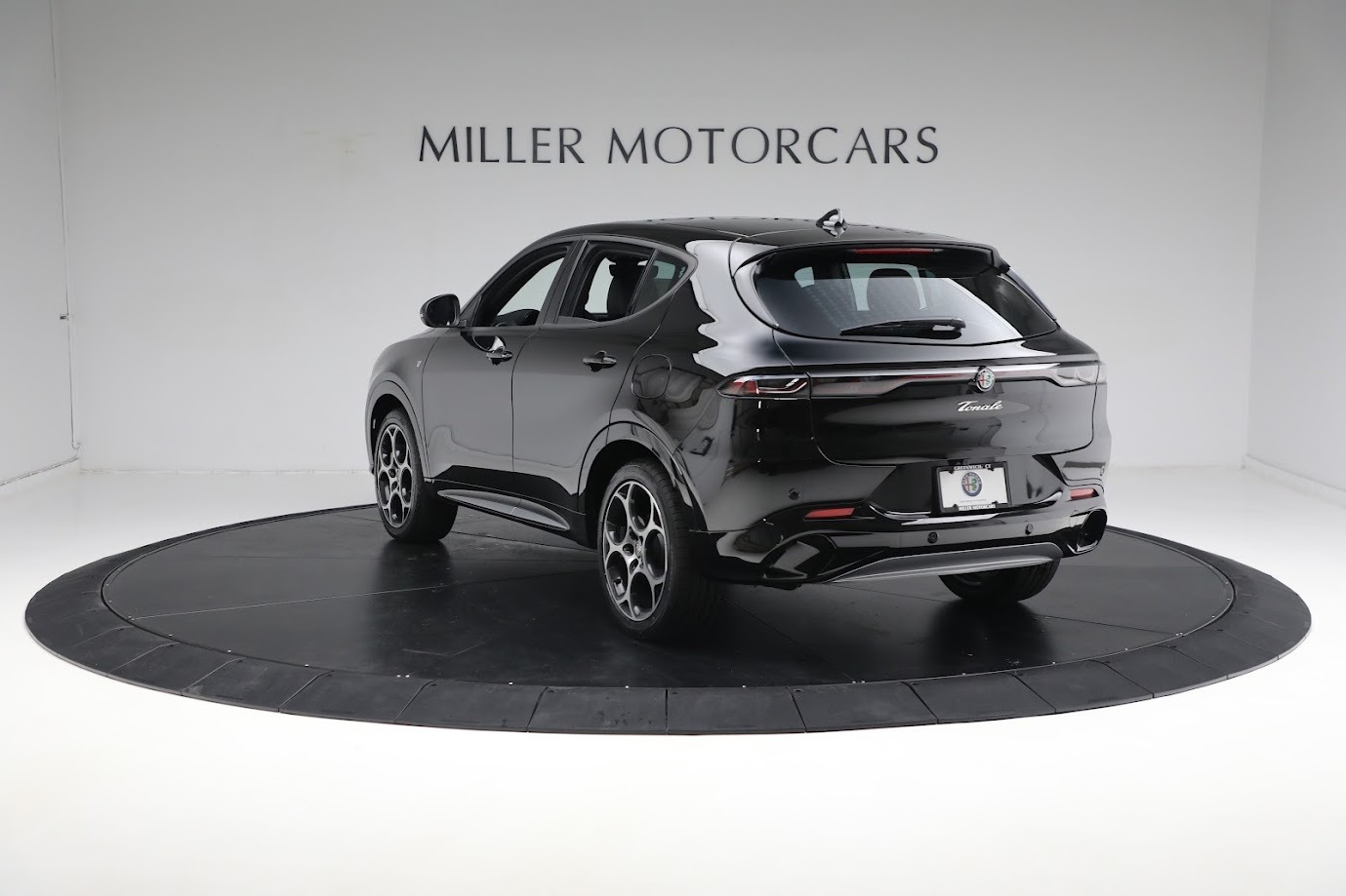Used-2024-Alfa-Romeo-Tonale-Ti