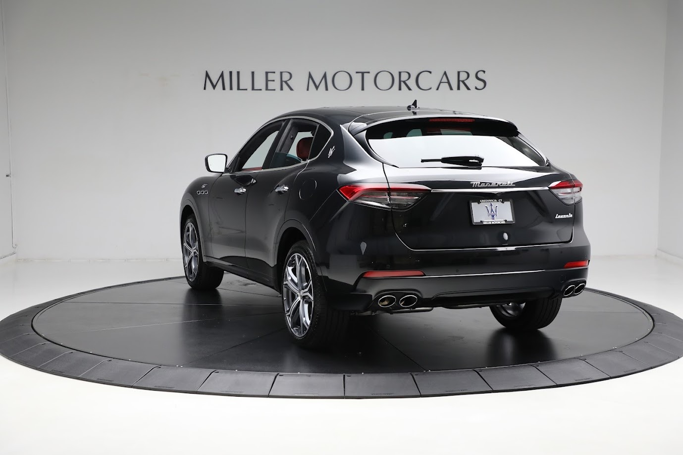 New-2023-Maserati-Levante-GT