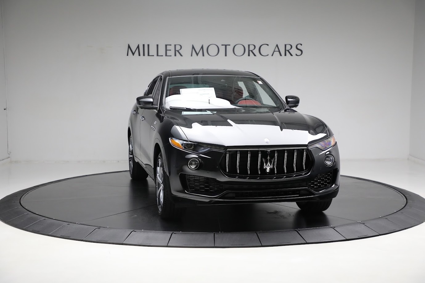 New-2023-Maserati-Levante-GT