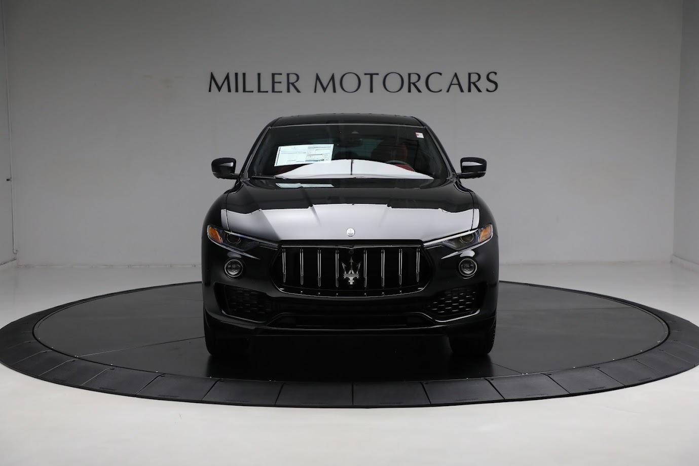 New-2023-Maserati-Levante-GT