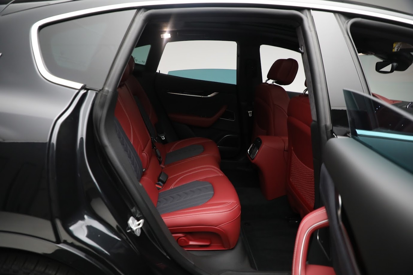 New-2023-Maserati-Levante-GT