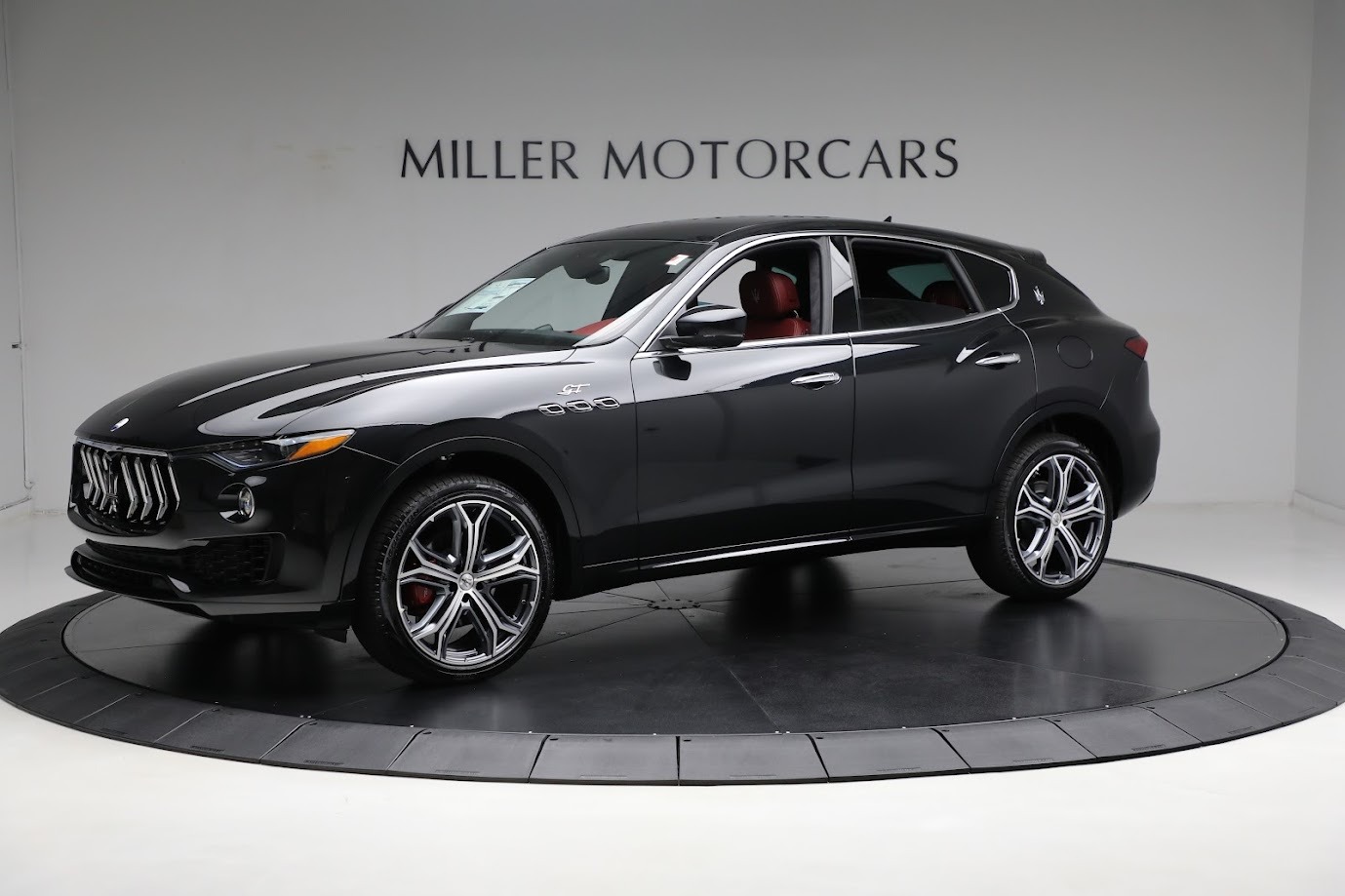 New-2023-Maserati-Levante-GT
