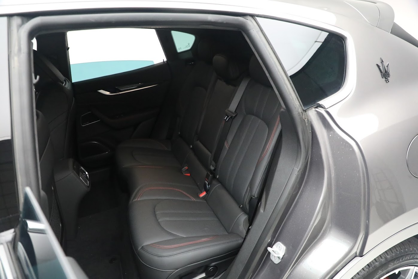 New-2023-Maserati-Levante-Modena