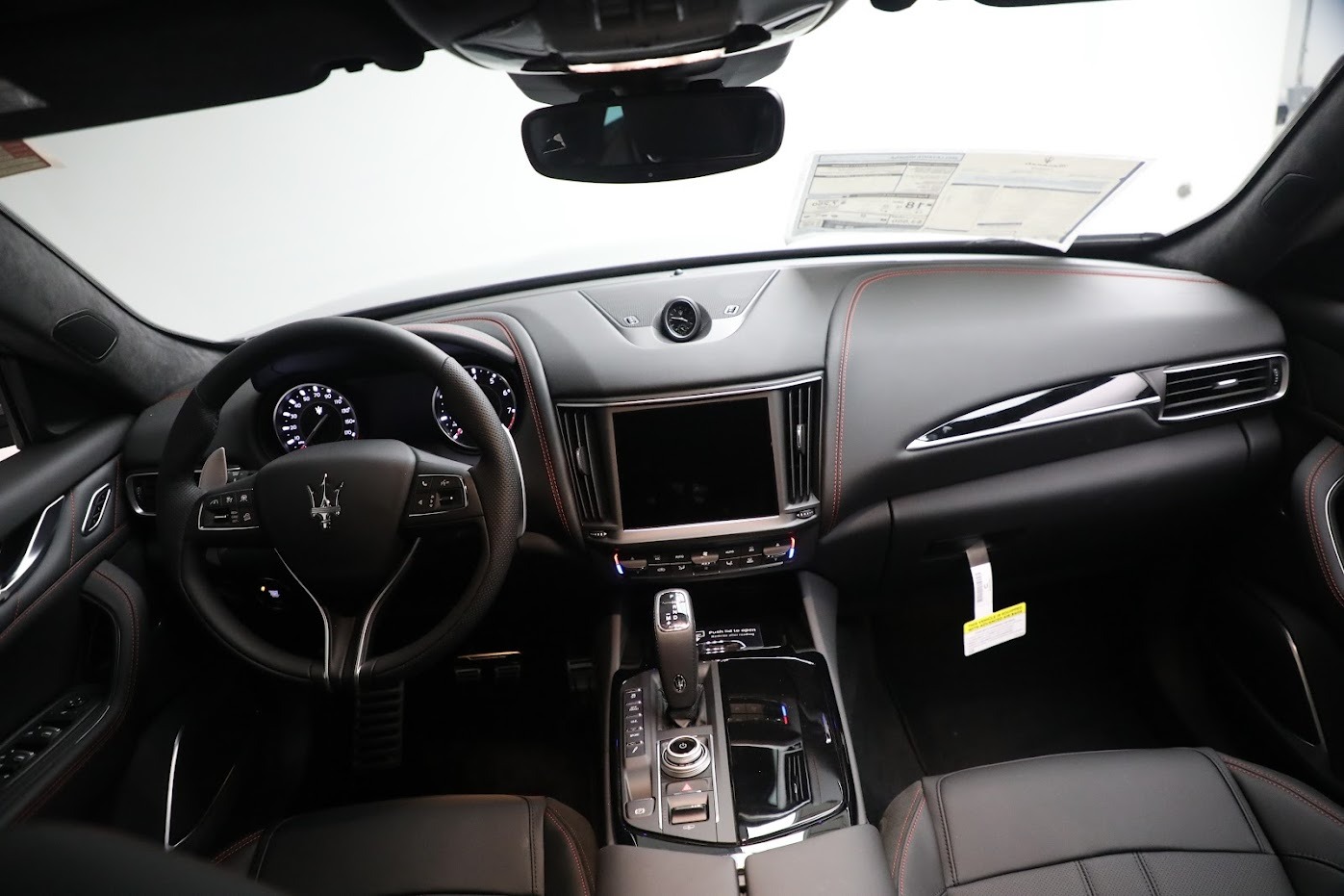 New-2023-Maserati-Levante-Modena