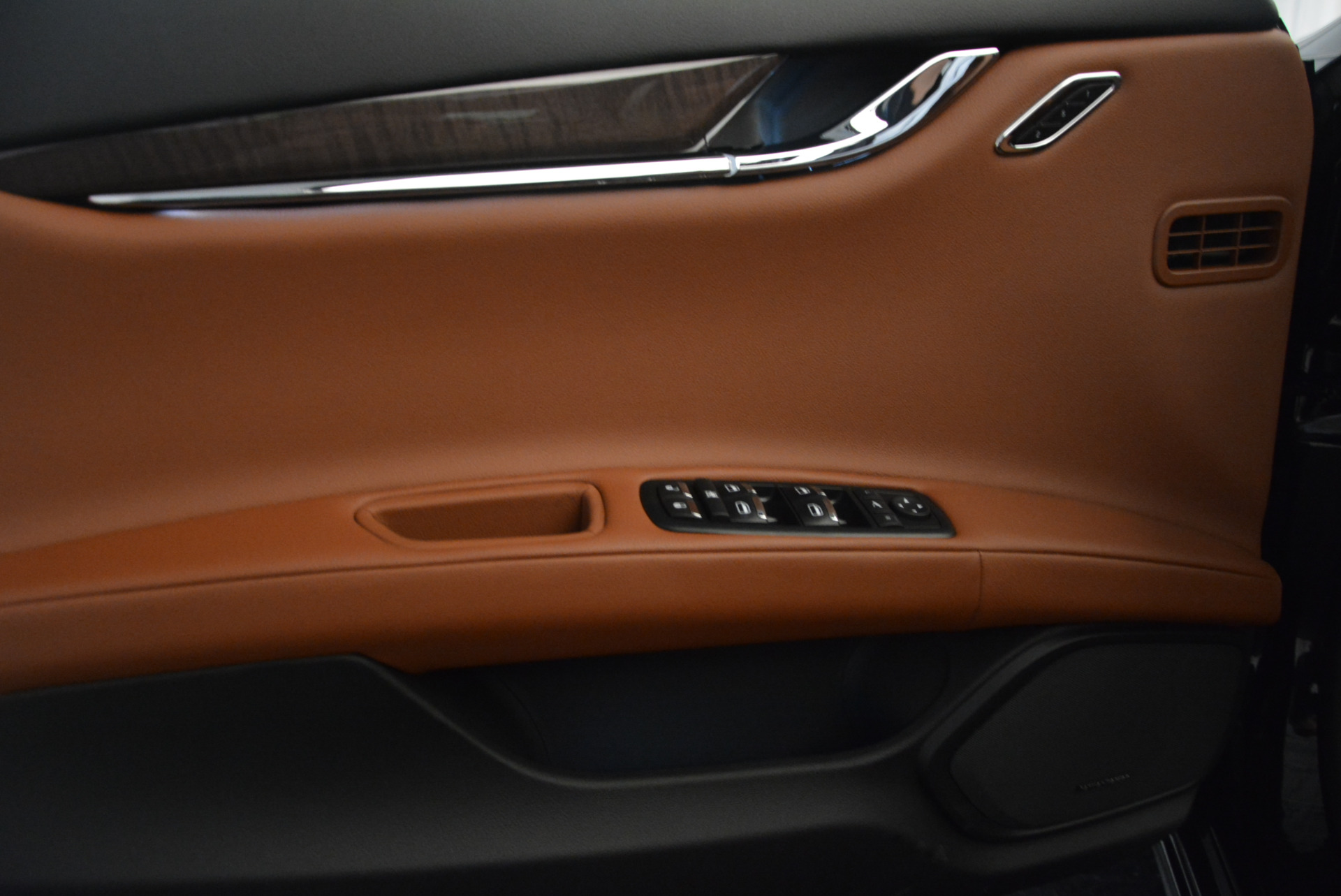 New-2017-Maserati-Quattroporte-S-Q4