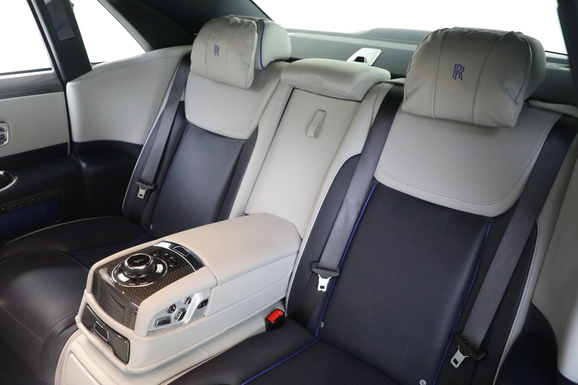 Used-2019-Rolls-Royce-Black-Badge-Ghost