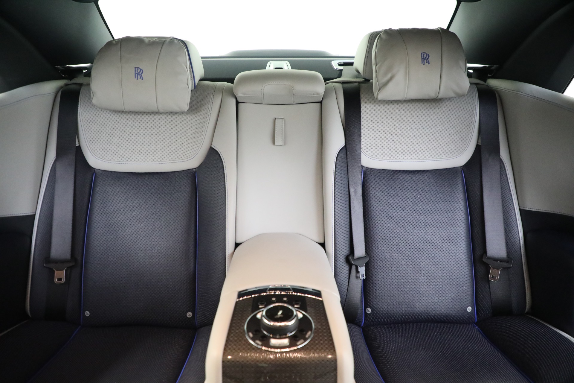 Used-2019-Rolls-Royce-Black-Badge-Ghost