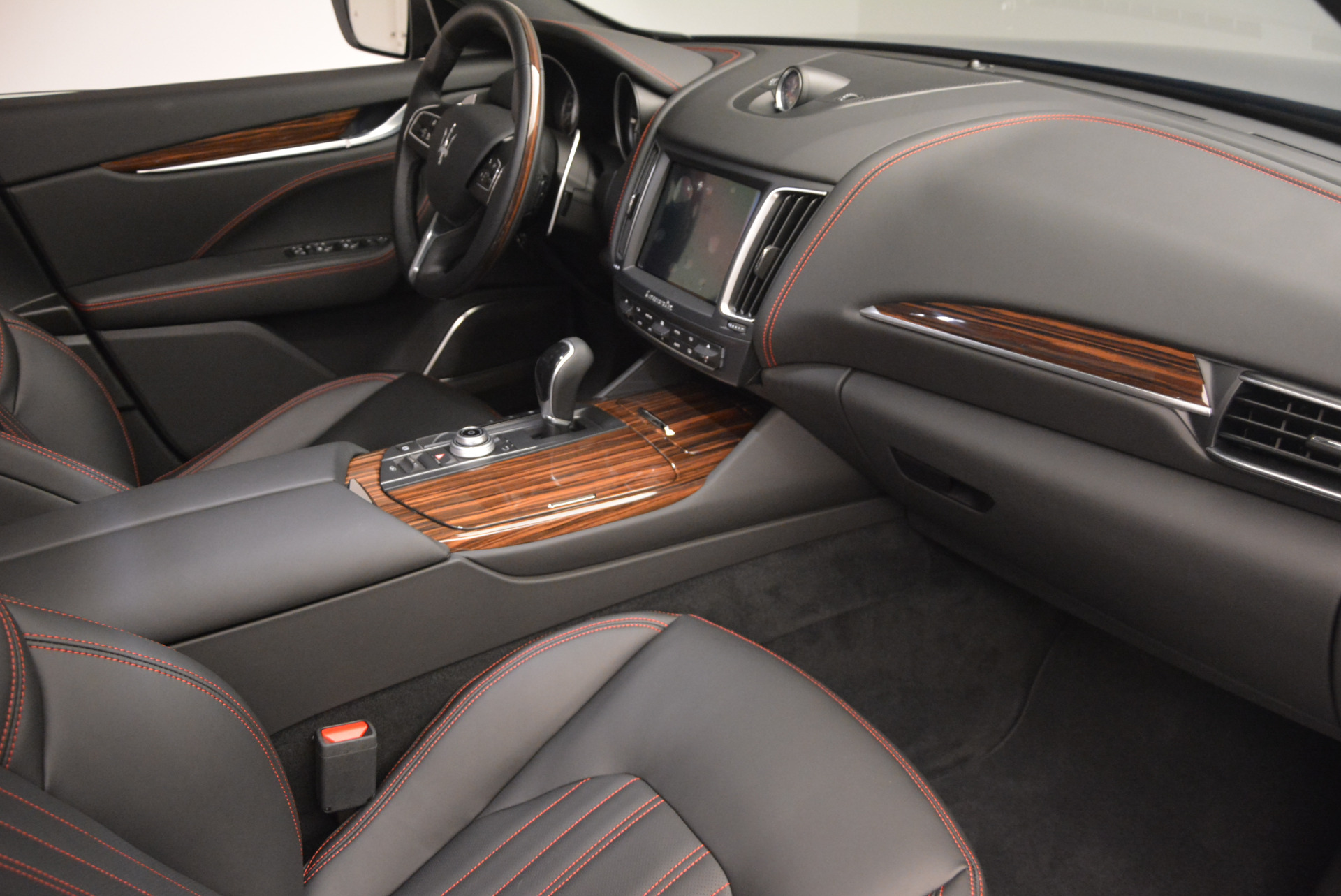 New-2017-Maserati-Levante