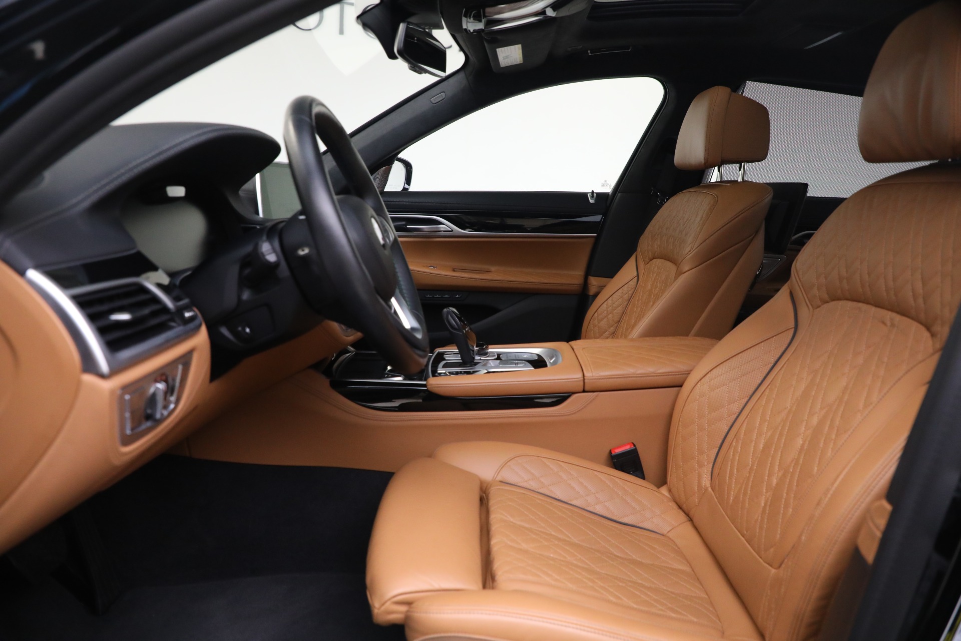 Used-2022-BMW-7-Series-ALPINA-B7-xDrive