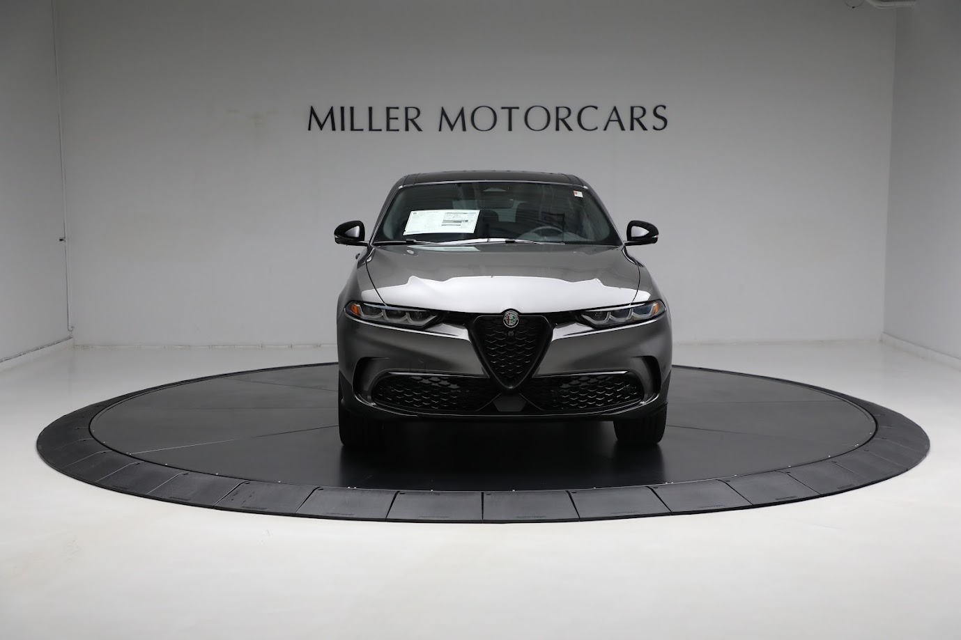 Used-2024-Alfa-Romeo-Tonale-Veloce
