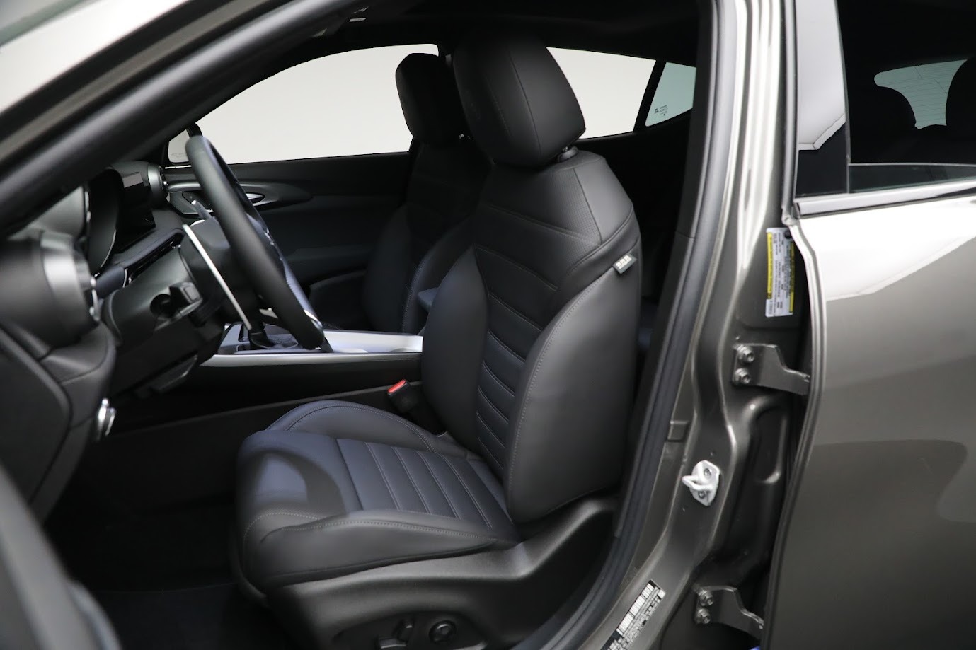 Used-2024-Alfa-Romeo-Tonale-Veloce