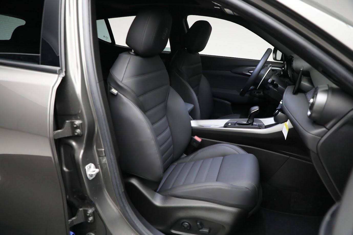 Used-2024-Alfa-Romeo-Tonale-Veloce