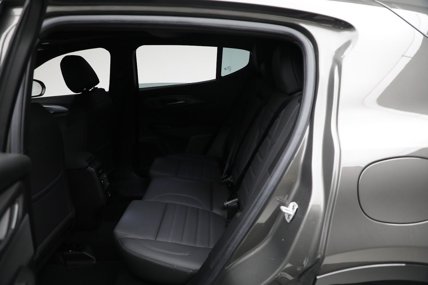 Used-2024-Alfa-Romeo-Tonale-Veloce