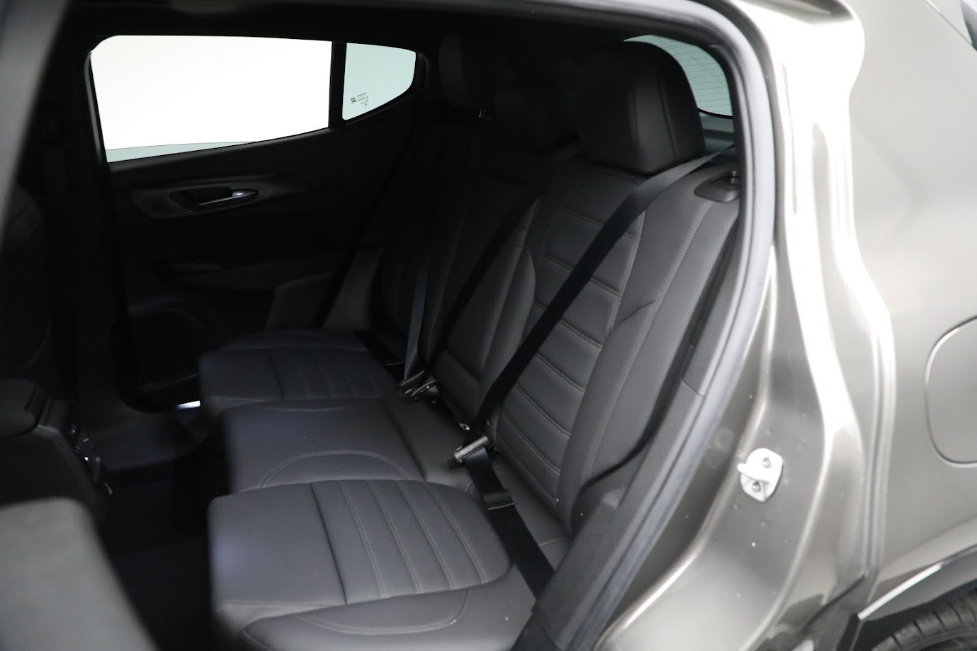 Used-2024-Alfa-Romeo-Tonale-Veloce