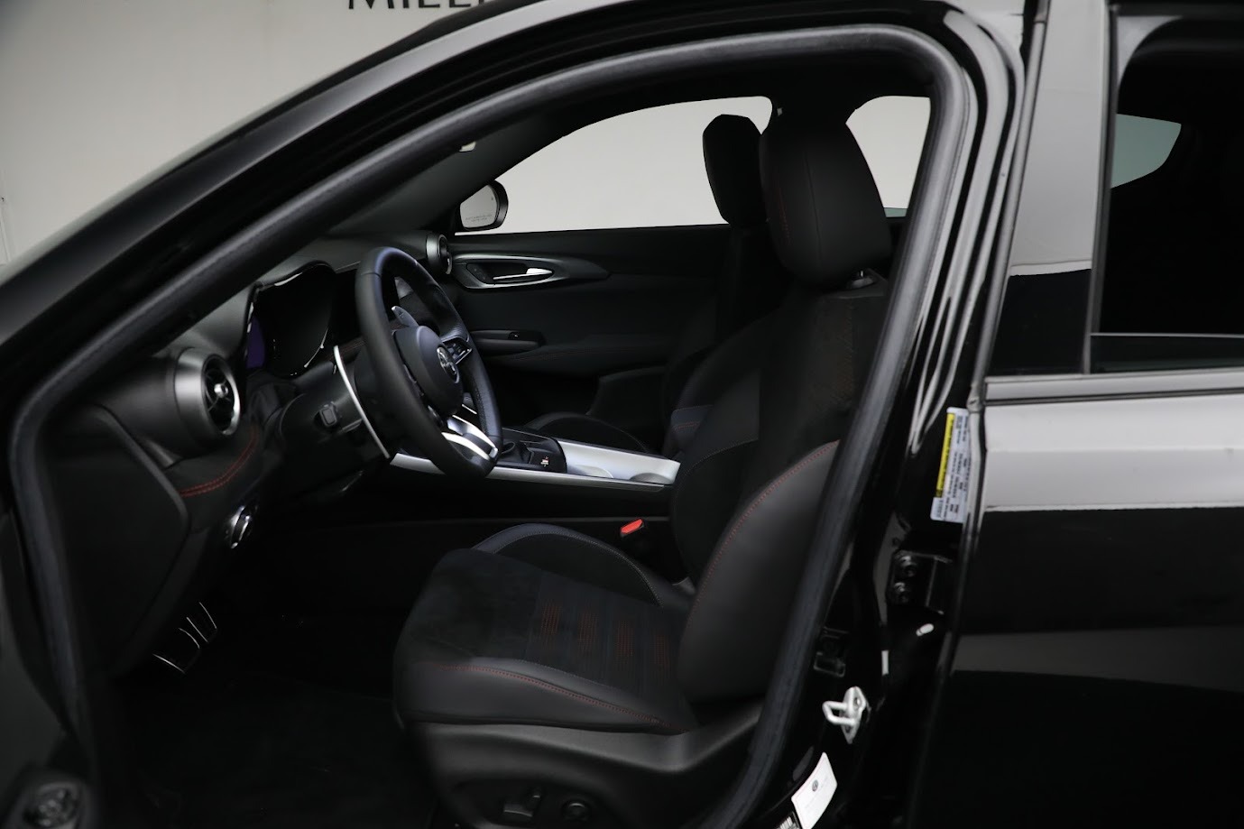 Used-2024-Alfa-Romeo-Tonale-Veloce