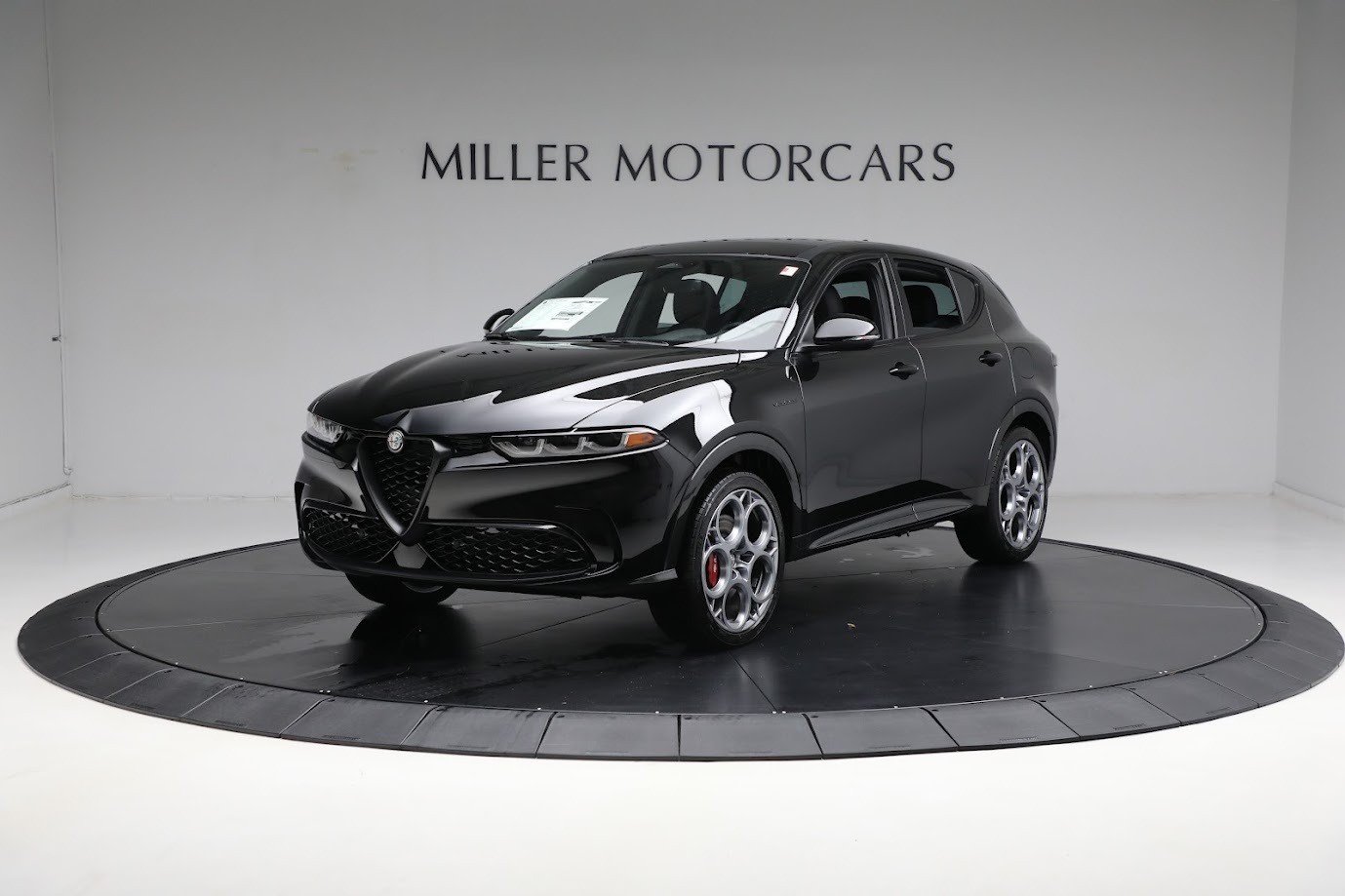 Used-2024-Alfa-Romeo-Tonale-Veloce
