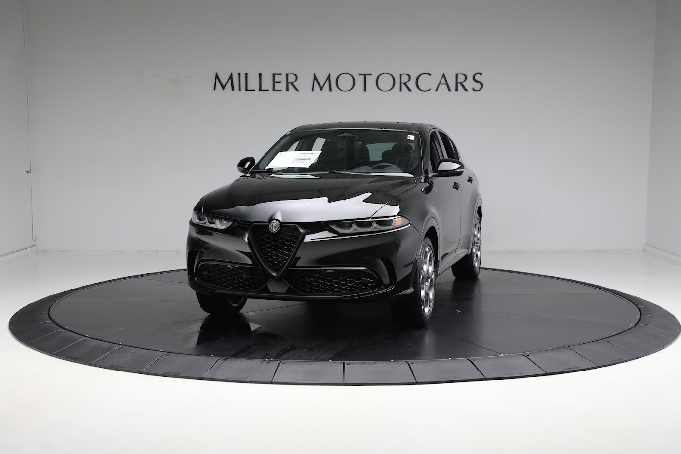Used-2024-Alfa-Romeo-Tonale-Veloce