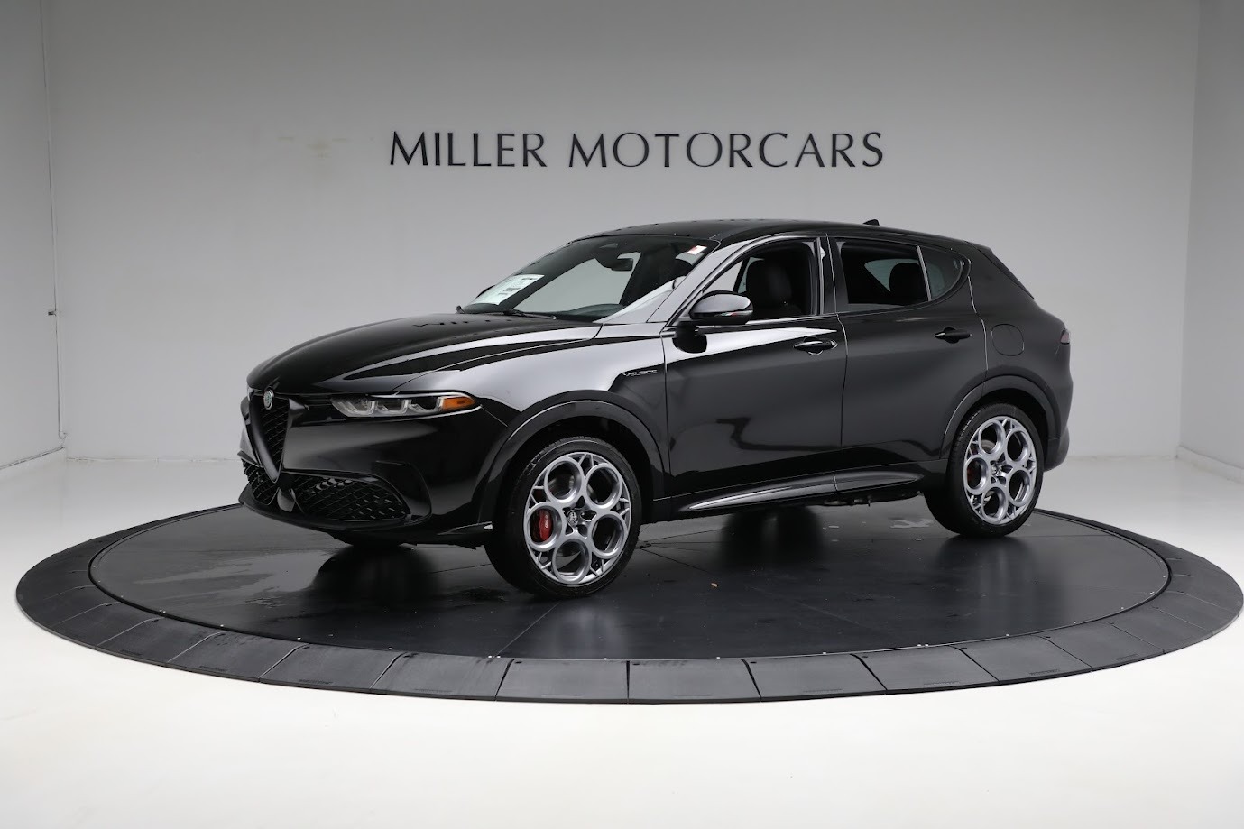 Used-2024-Alfa-Romeo-Tonale-Veloce