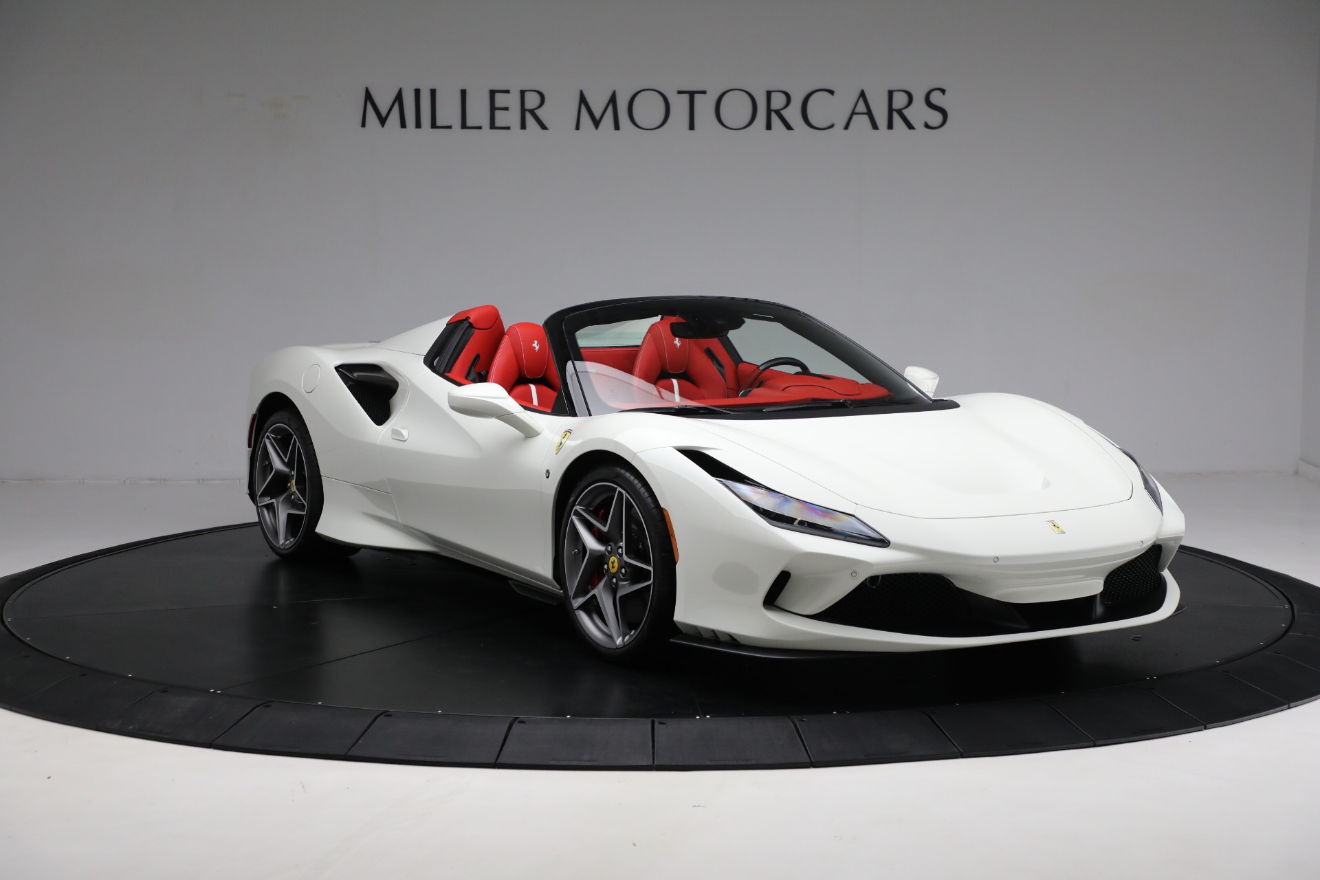 Used-2023-Ferrari-F8-Spider