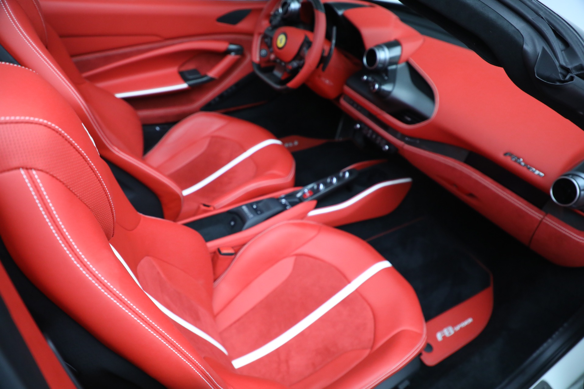 Used-2023-Ferrari-F8-Spider