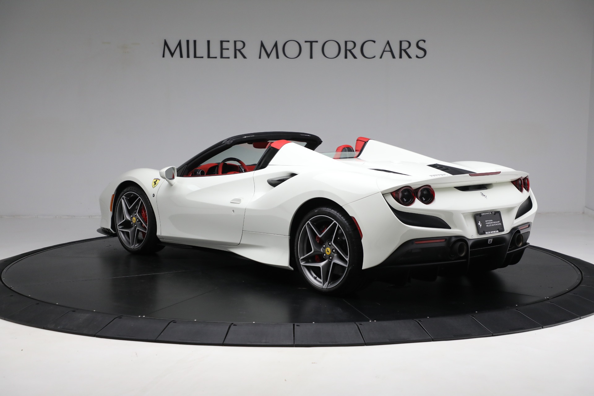 Used-2023-Ferrari-F8-Spider
