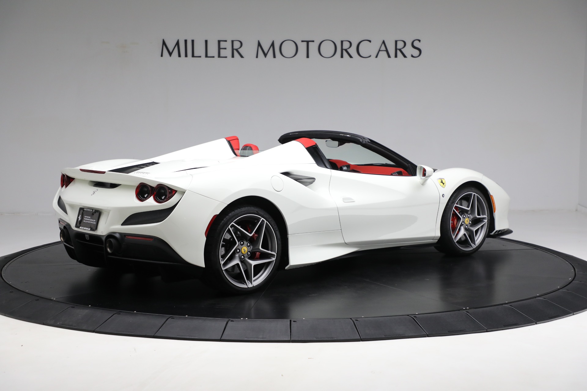 Used-2023-Ferrari-F8-Spider