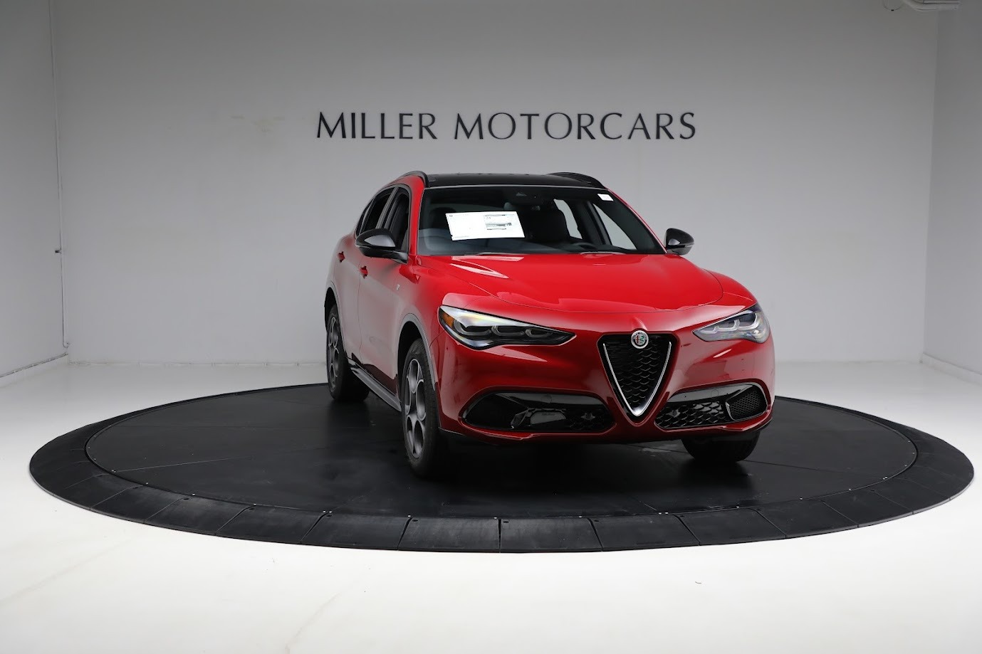 New-2024-Alfa-Romeo-Stelvio-Ti