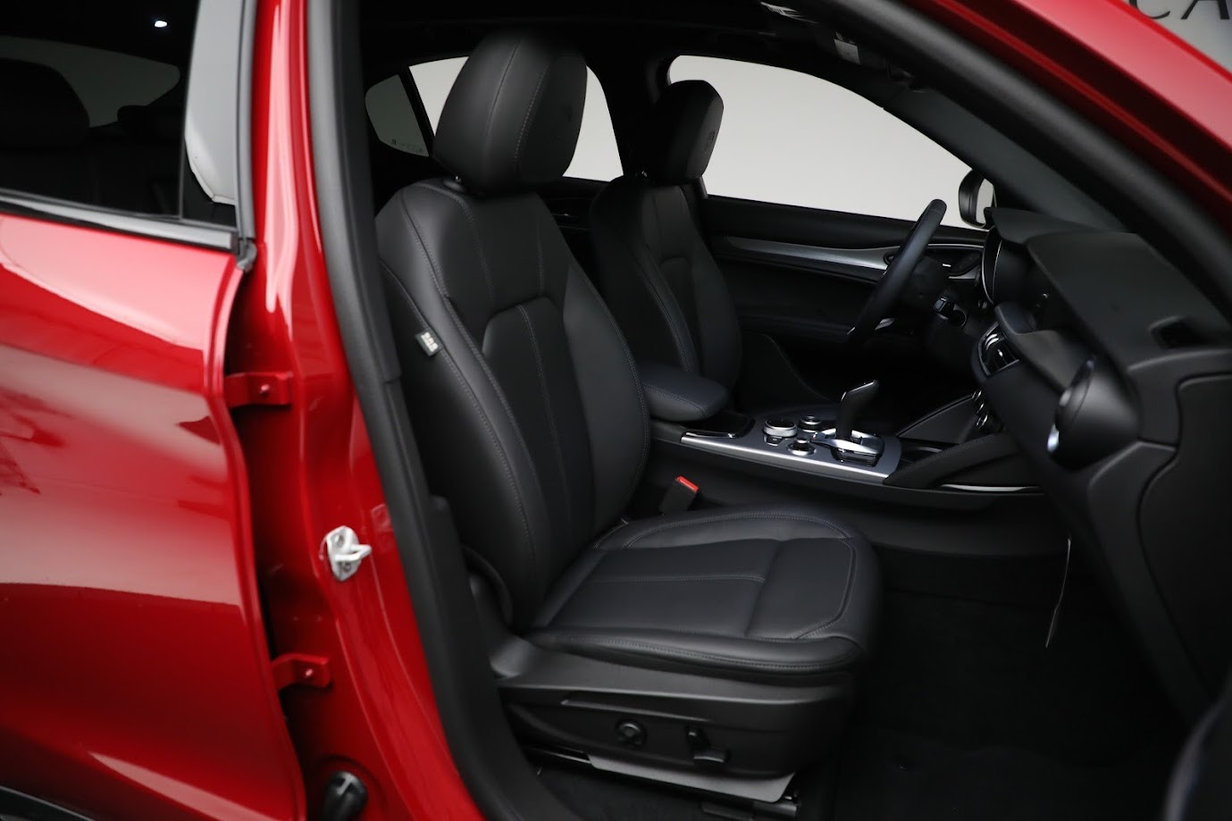 New-2024-Alfa-Romeo-Stelvio-Ti