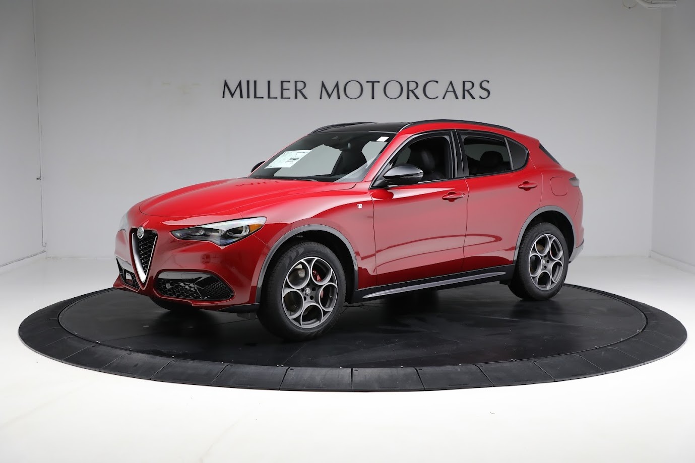 New-2024-Alfa-Romeo-Stelvio-Ti