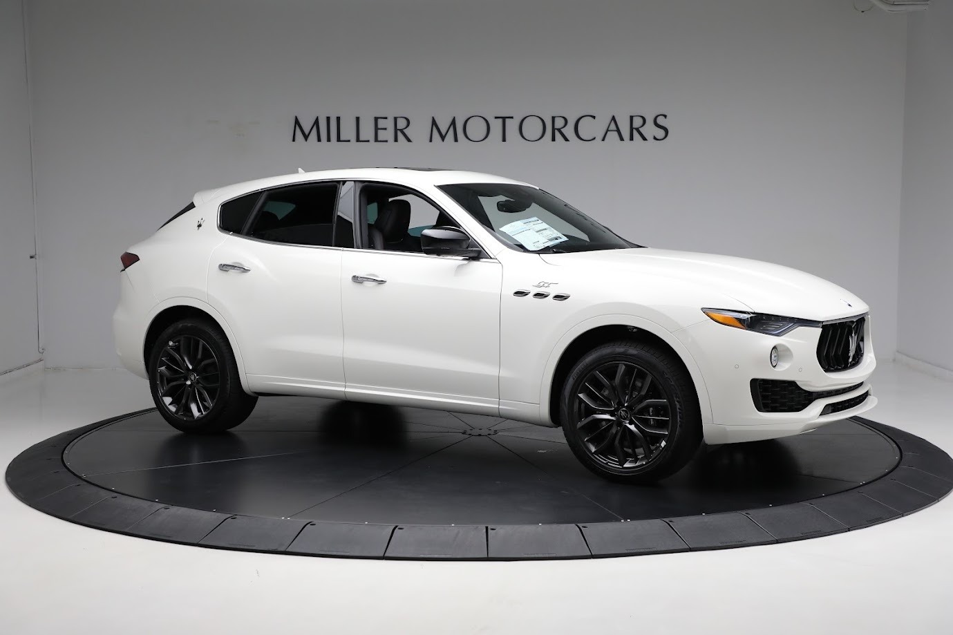 New-2024-Maserati-Levante-GT