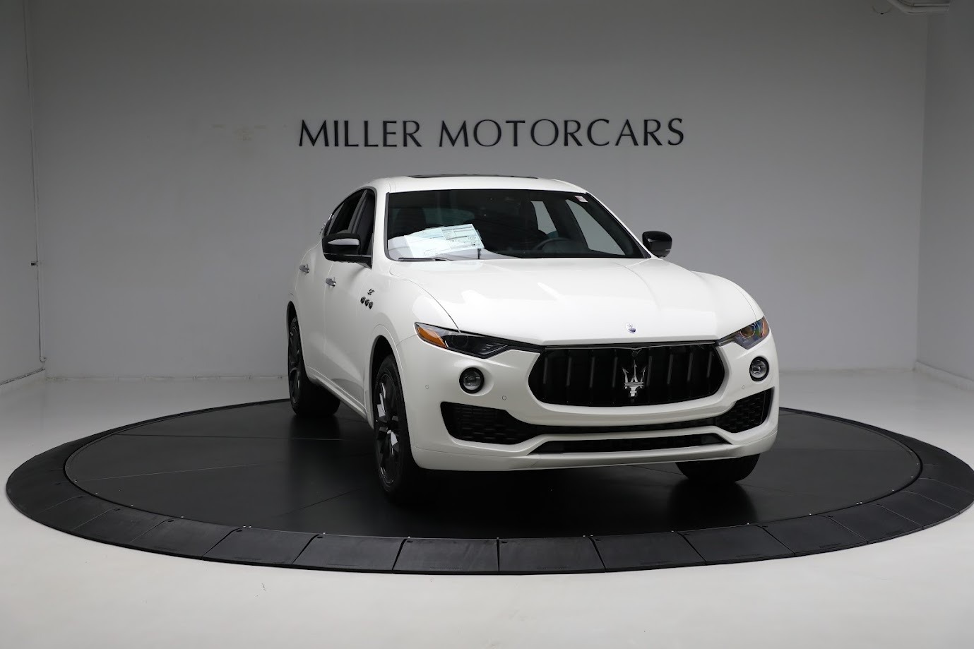 New-2024-Maserati-Levante-GT