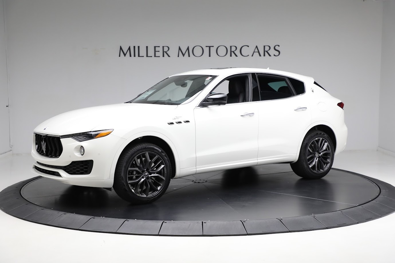 New-2024-Maserati-Levante-GT