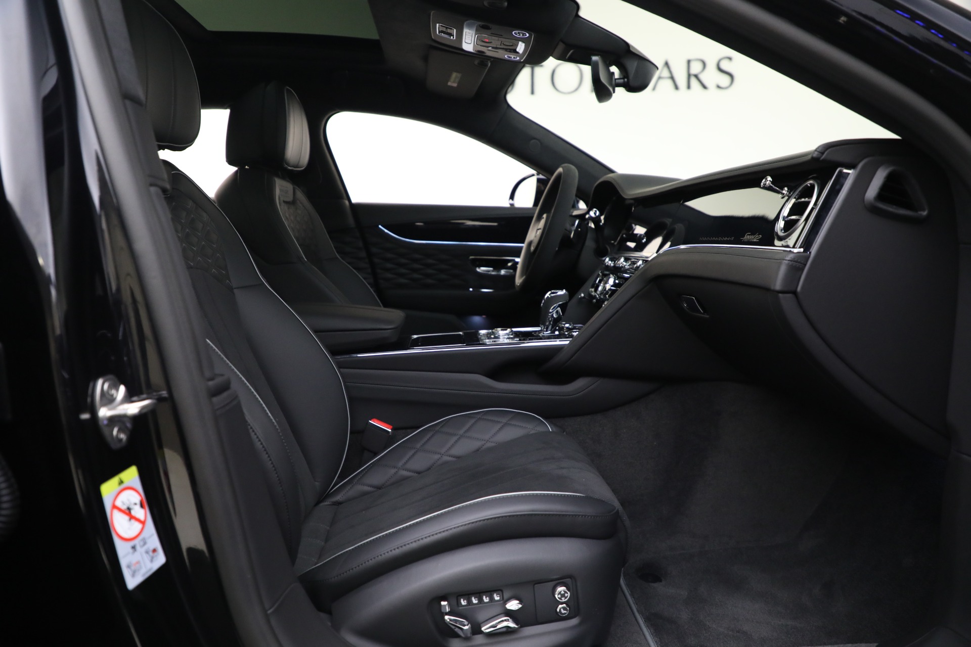 New-2024-Bentley-Flying-Spur-Speed-Edition-12