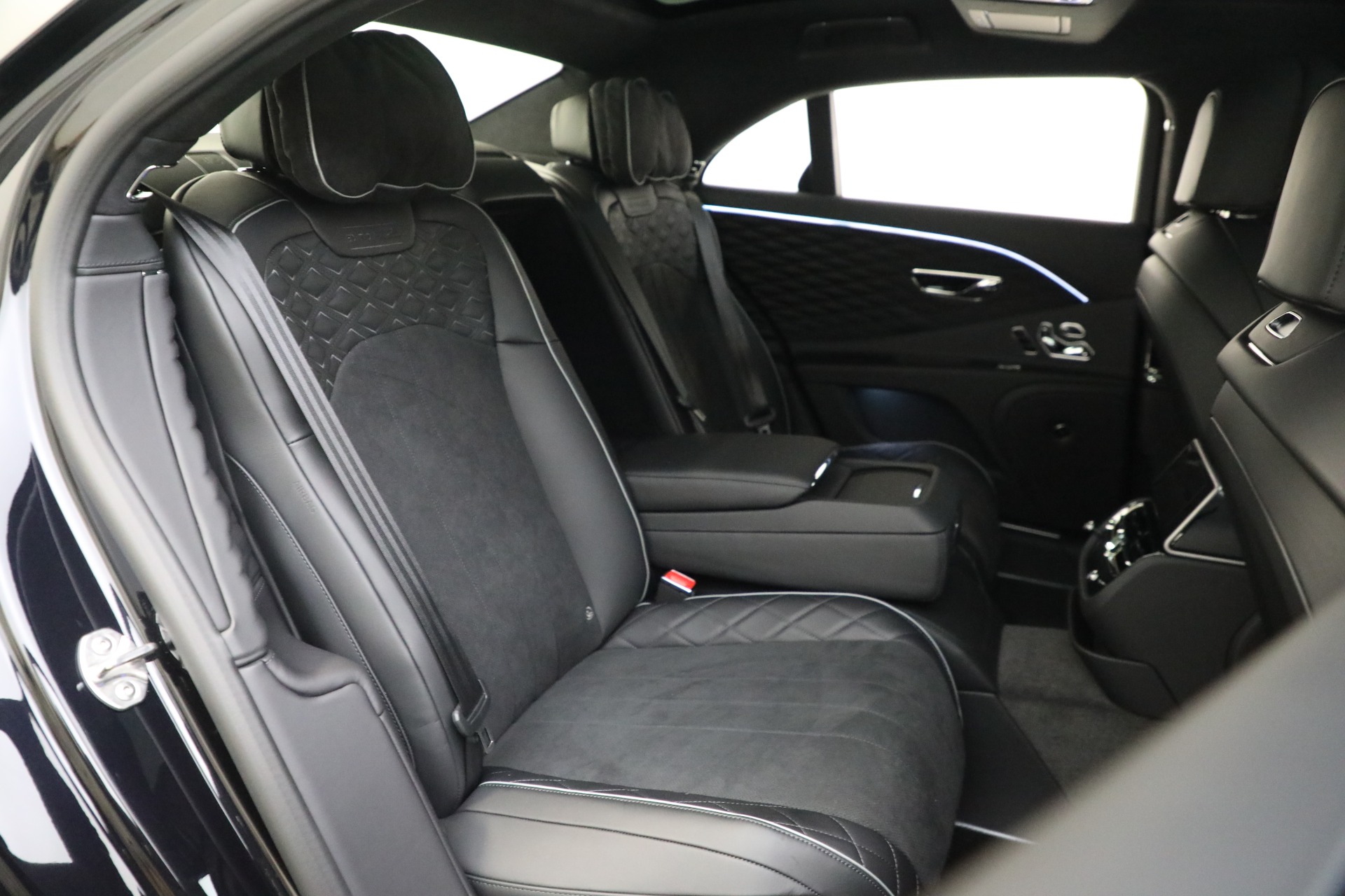 New-2024-Bentley-Flying-Spur-Speed-Edition-12