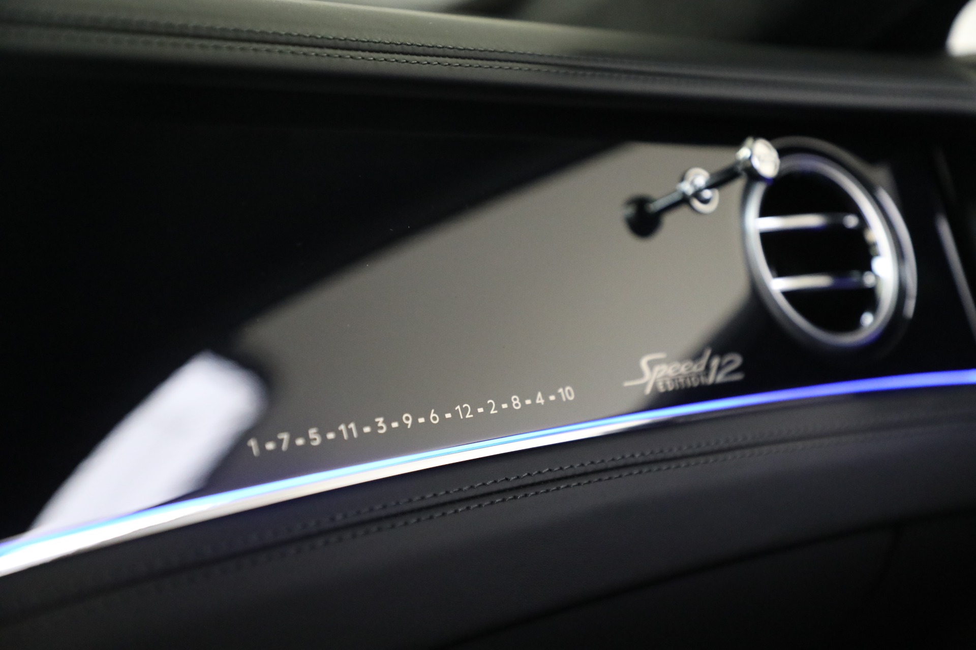 New-2024-Bentley-Flying-Spur-Speed-Edition-12