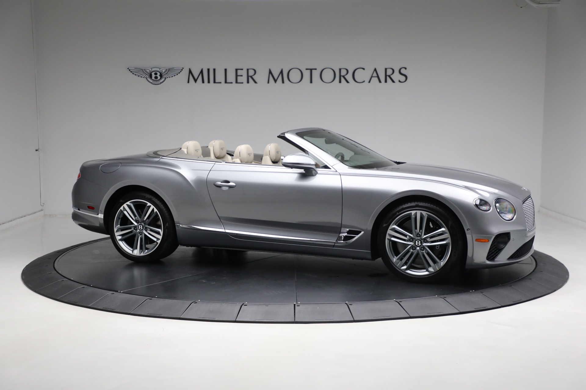 New-2024-Bentley-Continental-GTC-V8